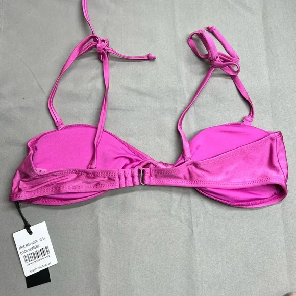 Kendall & Kylie Swim Top - Picture 5 of 5